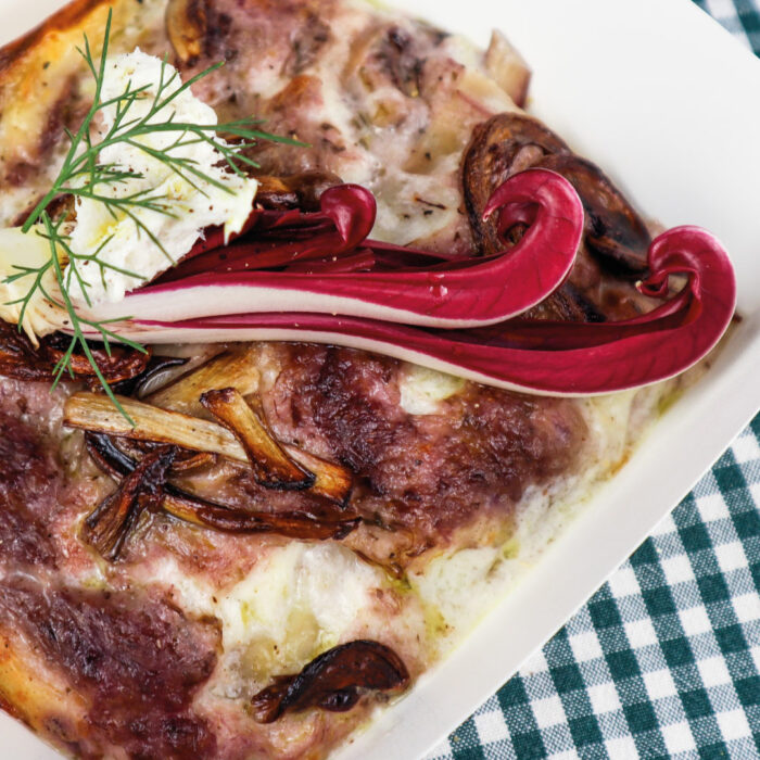 Pasticcio “Lasagnetta” con baccalà mantecato, radicchio e castagne